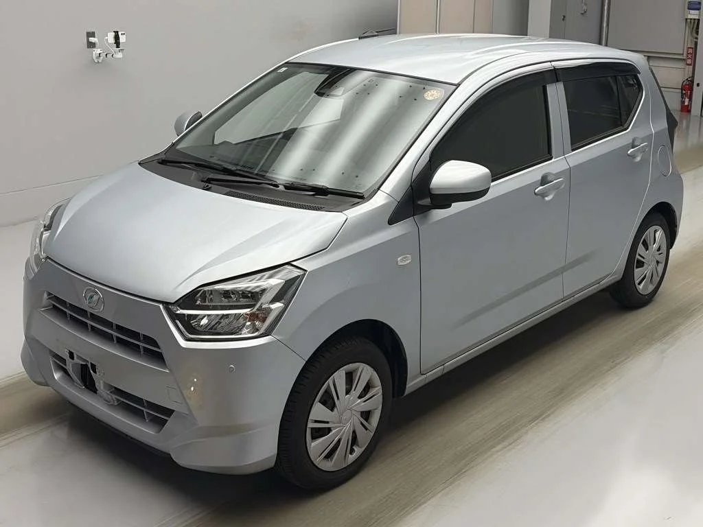 Daihatsu Mira e:S LA350S 2021